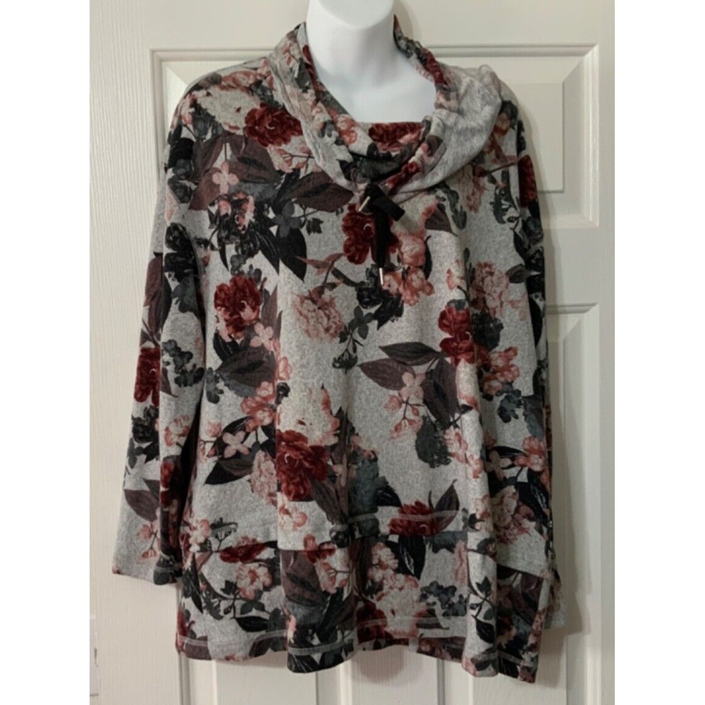 SKYE'S THE LIMIT GRAY FLORAL SWEATER SIZE XL